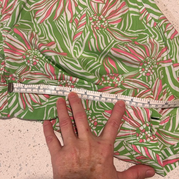 Lilly Pulitzer shorts - Picture 4 of 4